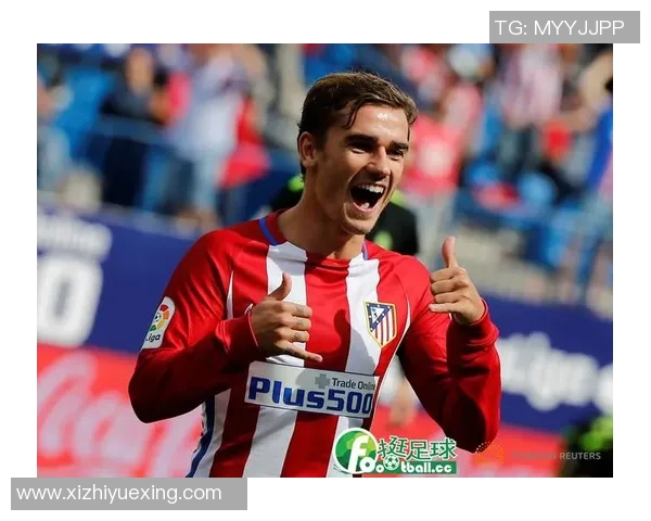 足球明星穿搭棒球服高清图片展示引领时尚潮流的运动风格